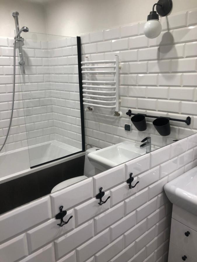 Apartament Srodmiescie ครอสโน ภายนอก รูปภาพ