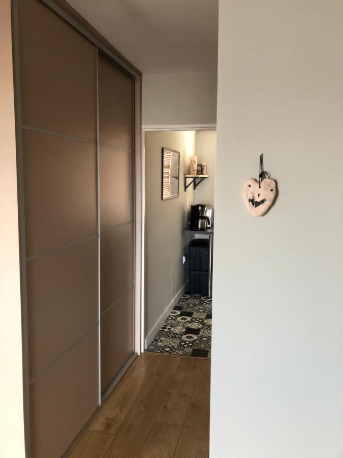 Apartament Srodmiescie ครอสโน ภายนอก รูปภาพ