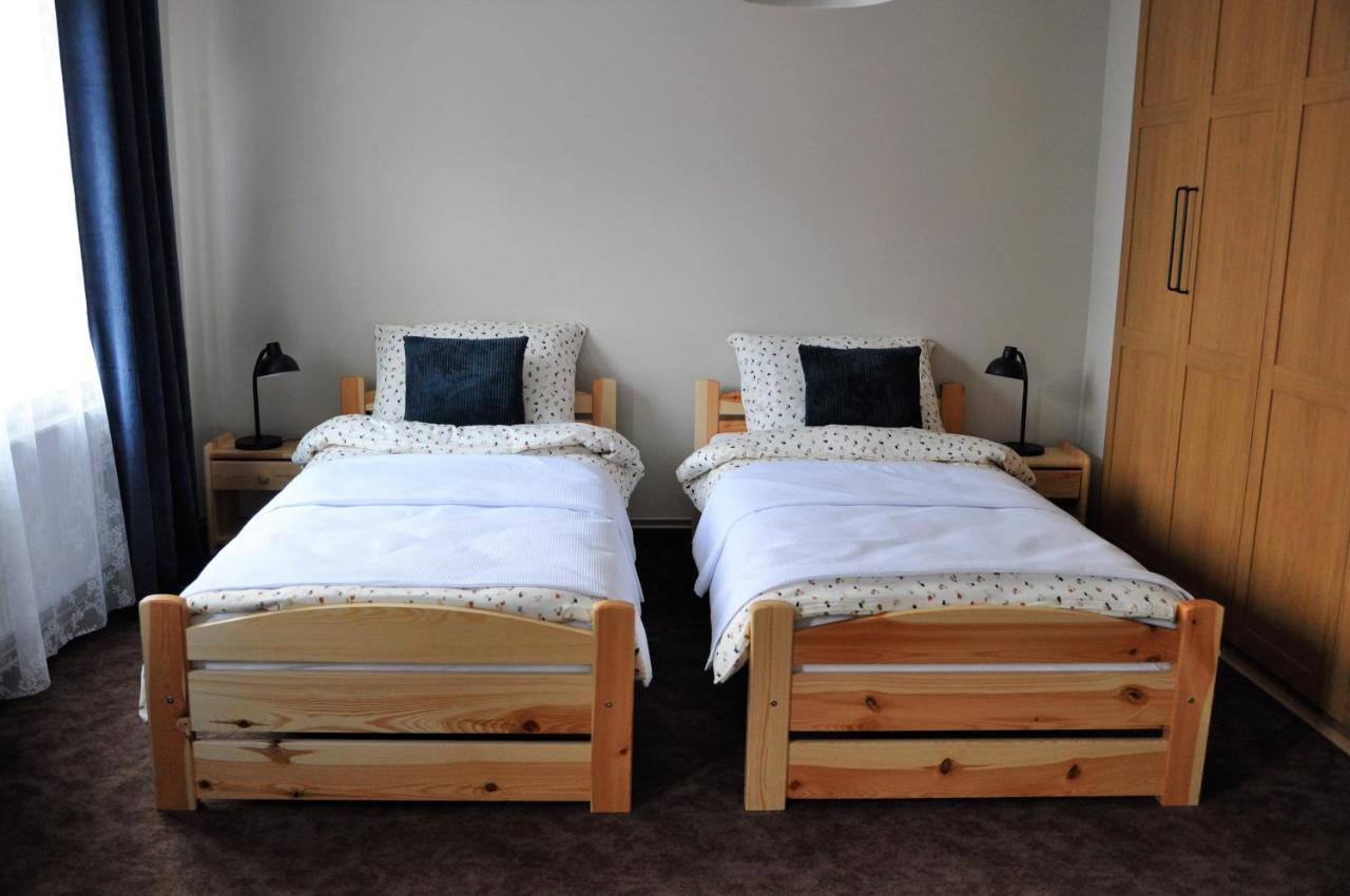 Apartament Srodmiescie ครอสโน ภายนอก รูปภาพ