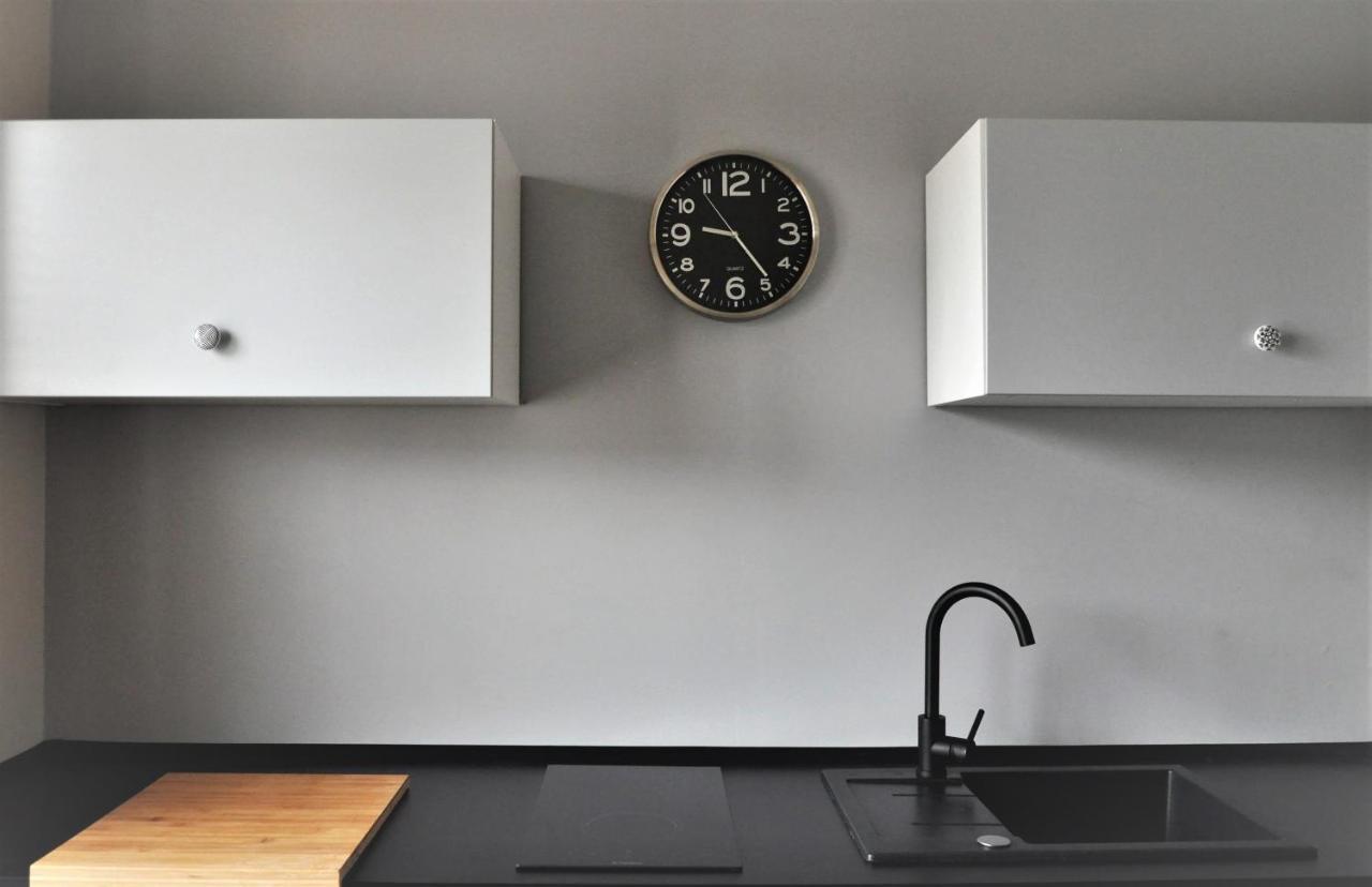 Apartament Srodmiescie ครอสโน ภายนอก รูปภาพ